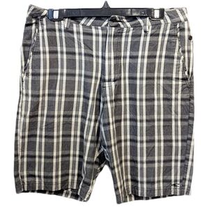 O’NEILL grey plaid bermuda shorts sz 32